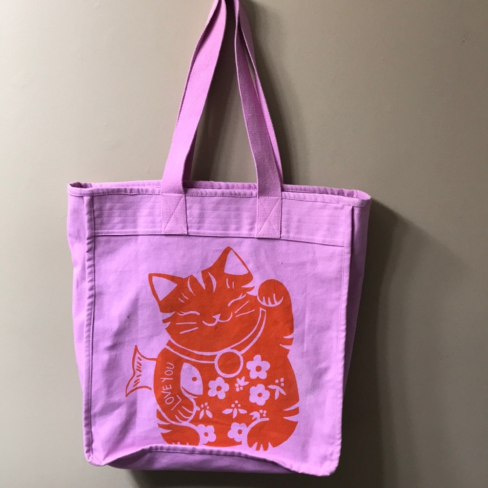 Pink tote